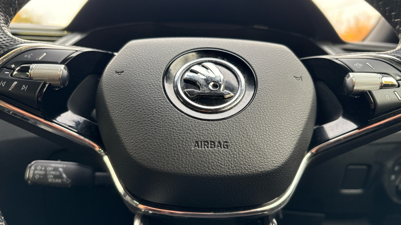 Skoda Superb 2.0 TDI CR 200 Sport Line Plus 5dr DSG Diesel Estate